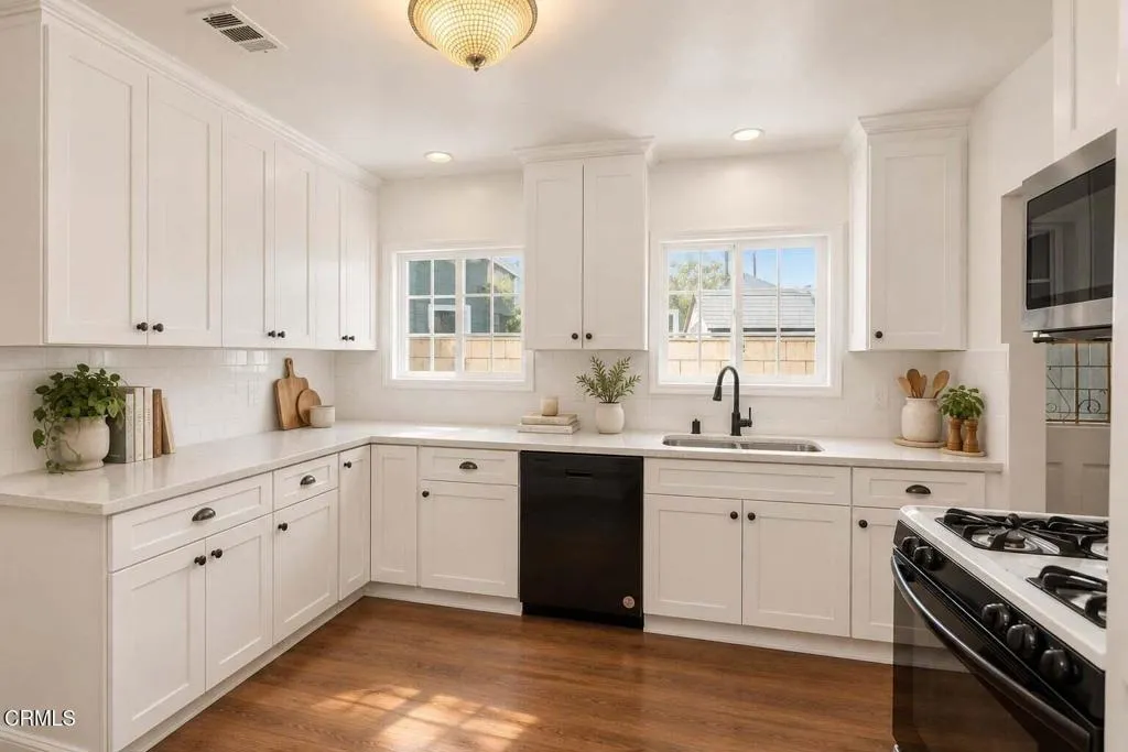 Elmira front house kitchen