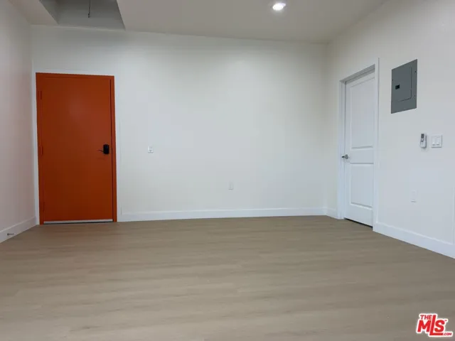 235 1/2 N Chicago Street 235 1/2, Los Angeles, California 90033 — photo 4