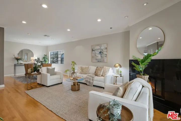 4338 Gentry Avenue 4, Studio City, California 91604 — photo 4