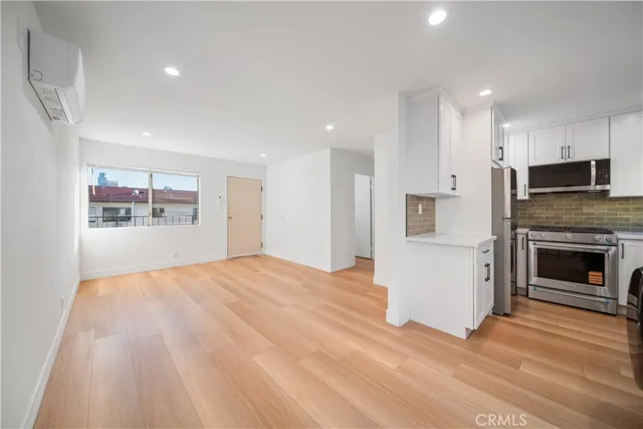 936 Centennial, Los Angeles, California 90012 — photo 4