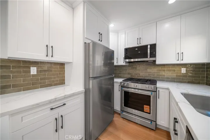 936 Centennial, Los Angeles, California 90012 — photo 5