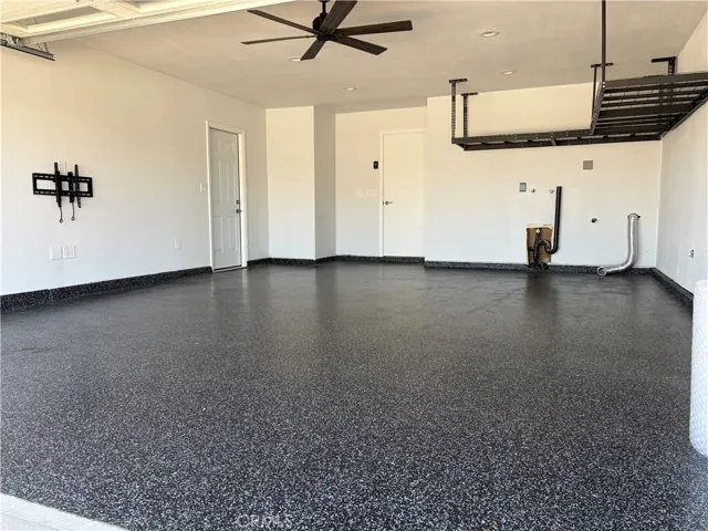 Epoxy garage floor