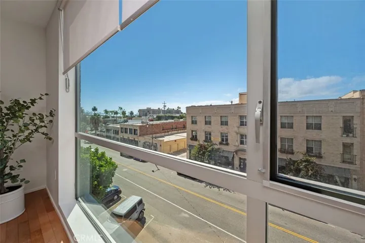 285 W 6th St 326, San Pedro, California 90731 — photo 5