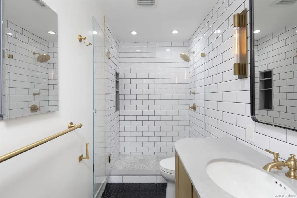 Primary Bath/Spa