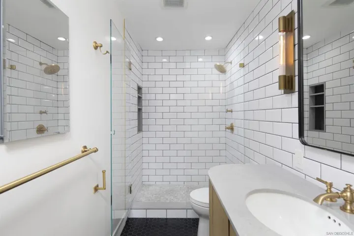 Primary Bath/Spa