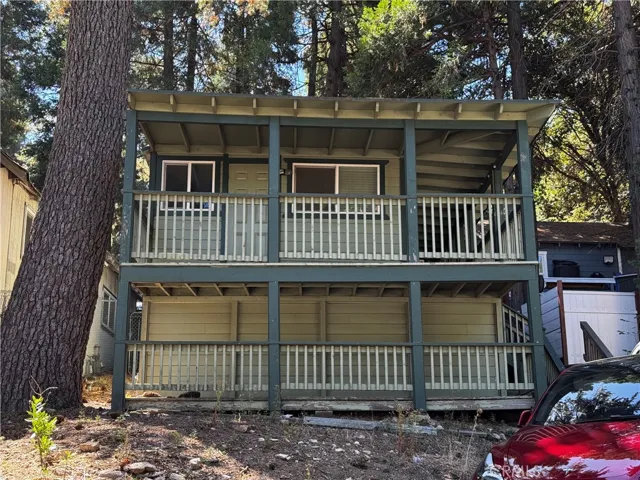 796 N Village, Crestline, California 92325 — photo 4