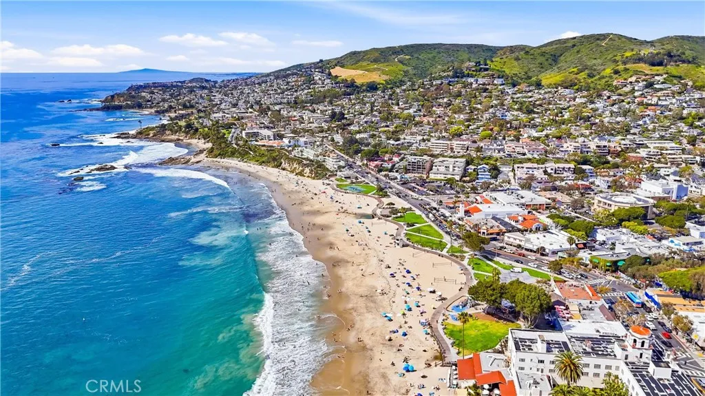 Close to Laguna Beach Close to Laguna Beach