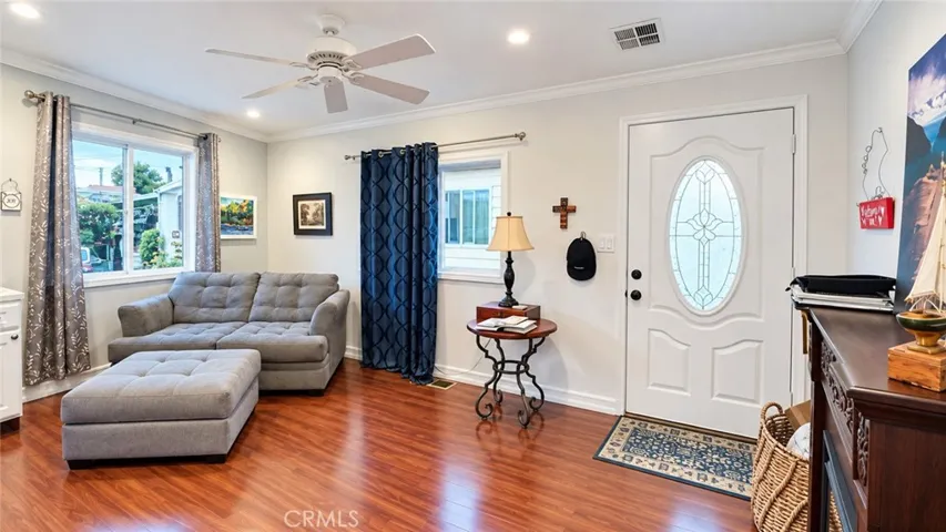 525 Fairfax, Costa Mesa, California 92627 — photo 4