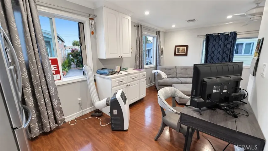 525 Fairfax, Costa Mesa, California 92627 — photo 5