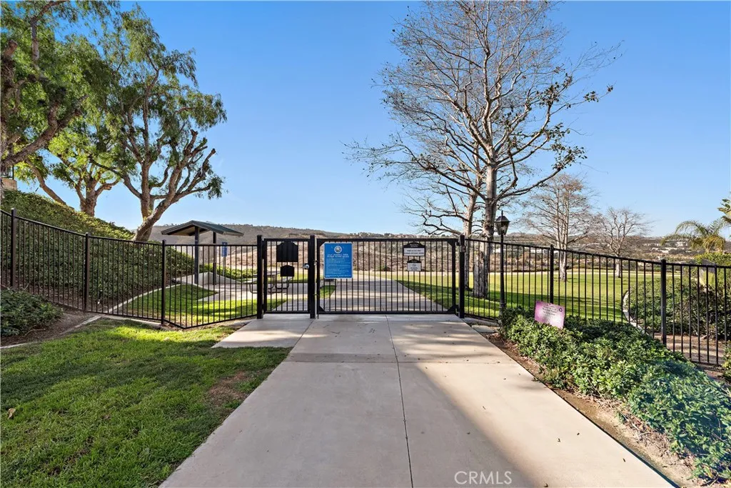 "Lily Shapell Park" is owned by the City of Laguna Niguel and may be used for your Enjoyment. "Lily Shapell Park" is owned by the City of Laguna Niguel and may be used for your Enjoyment.