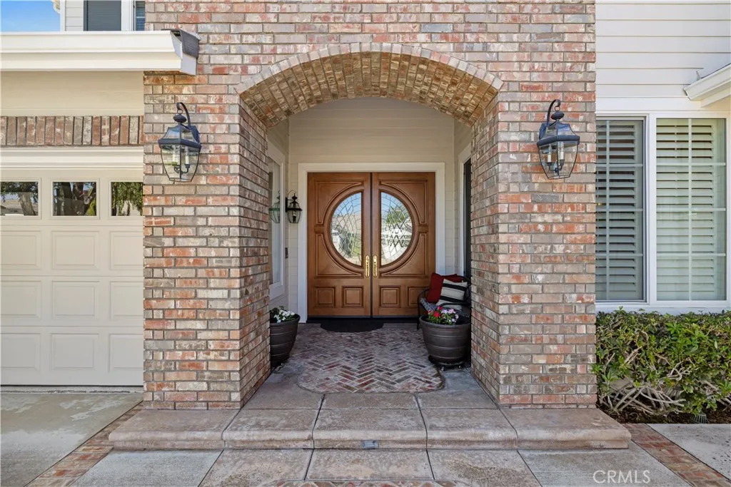 Elegant Front Entry Way. Elegant Front Entry Way.