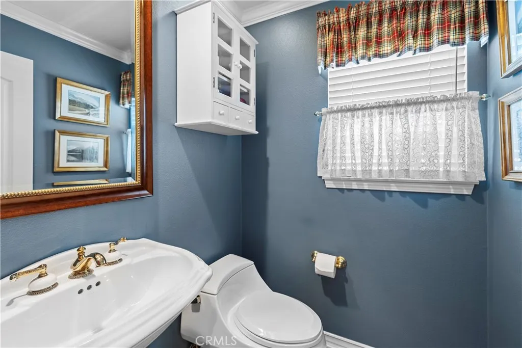 Downstairs Powder Room. Downstairs Powder Room.