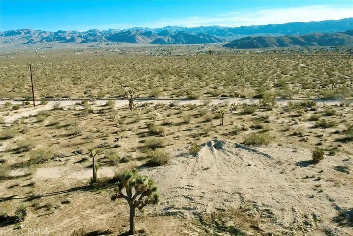 4084 Ocean Avenue, Joshua Tree, California 92252 — photo 5
