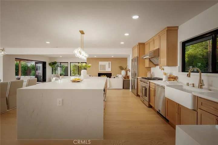 17601 Mccormick Street, Encino, California 91316 — photo 5