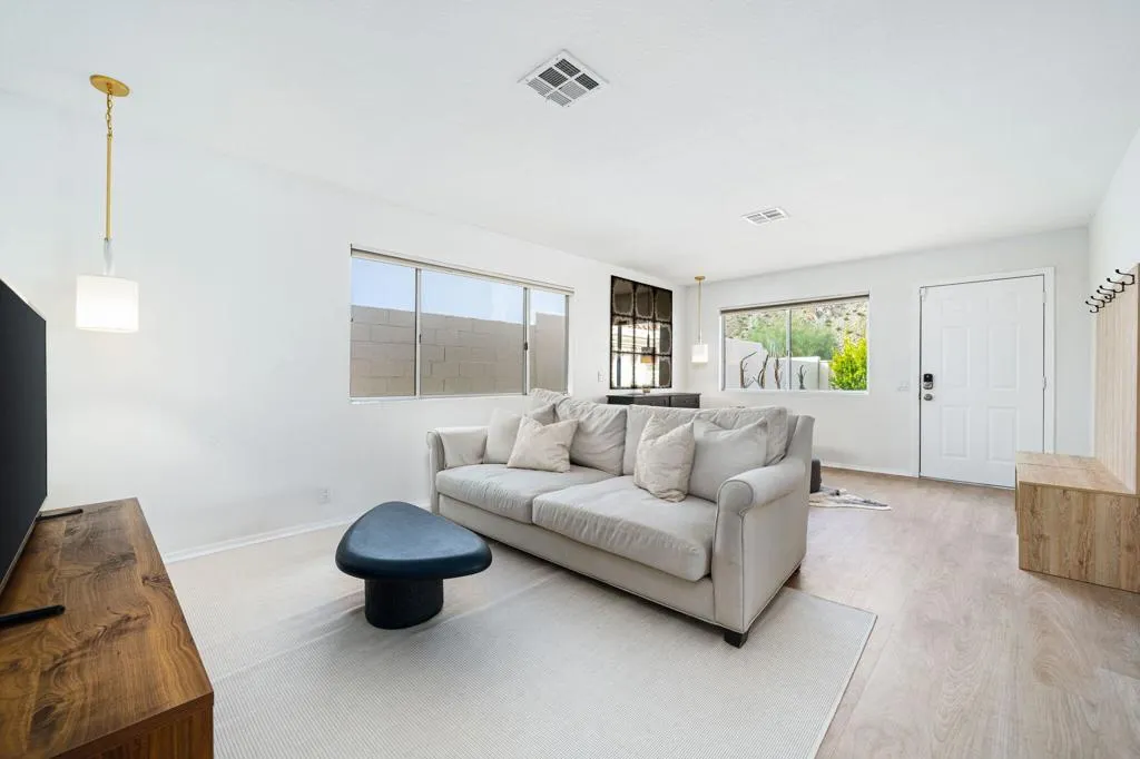 25-web-or-mls-JSMontezuma-25