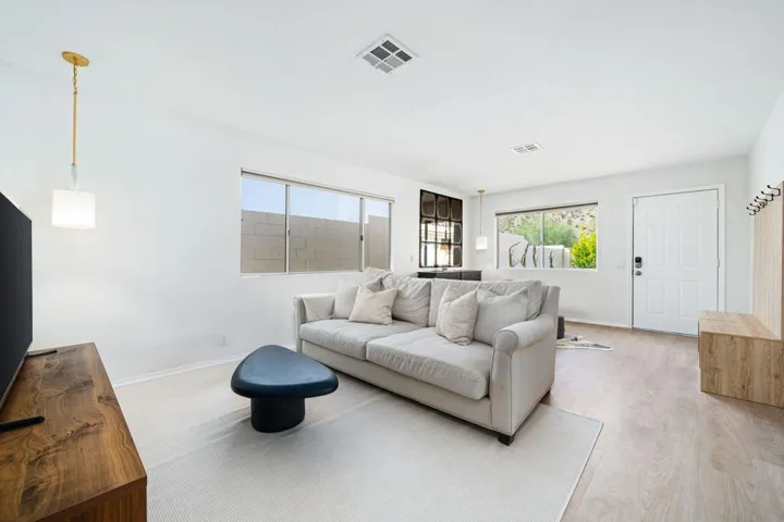 25-web-or-mls-JSMontezuma-25