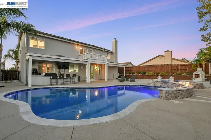 18 Pinenut Ct, Oakley, California 94561 — photo 5