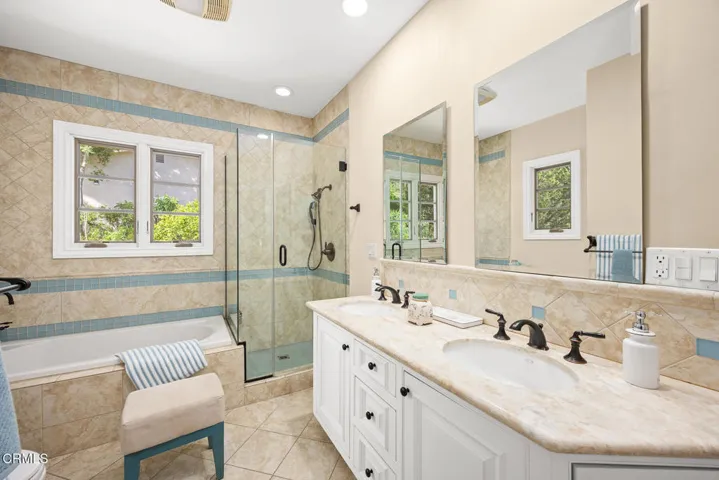 Upstairs Full Bath