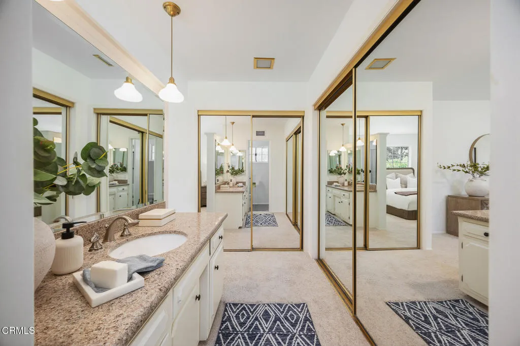 Primary Suite Bathroom