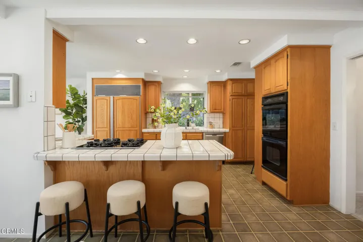 Breakfast Bar