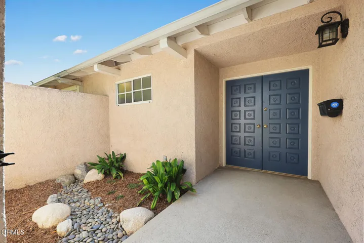 Gated Front Porch