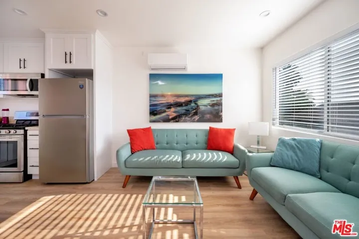 4727 W 18th Street 4, Los Angeles, California 90019 — photo 4