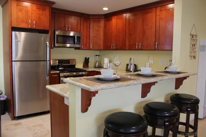 150 Walnut, Carlsbad, California 92008 — photo 4
