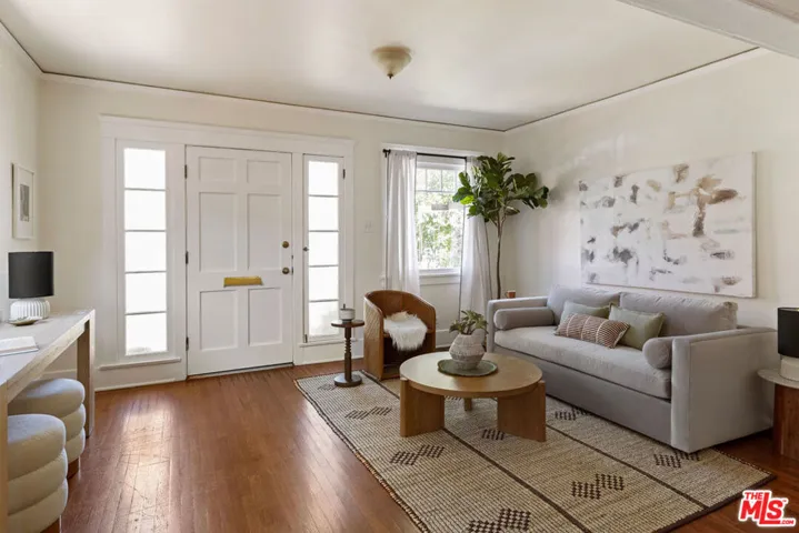 1560 Morton Avenue, Los Angeles, California 90026 — photo 5