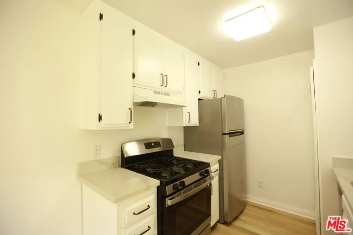 833 S Orange Grove Avenue 2, Los Angeles, California 90036 — photo 4