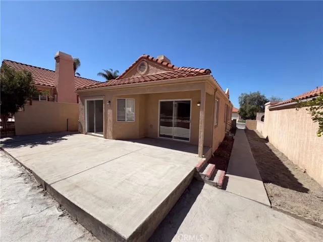 961 Verona, San Jacinto, California 92583 — photo 5