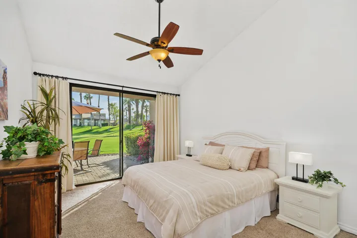 76495 Daffodil - PrimaryBedroom