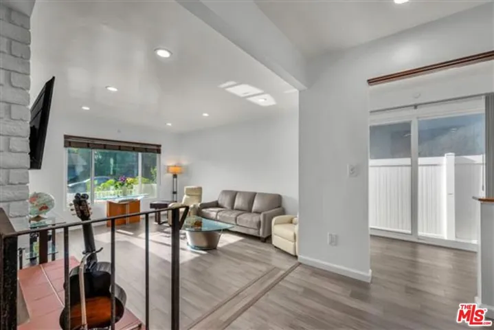 5118 Randall Street, Los Angeles, California 90230 — photo 4