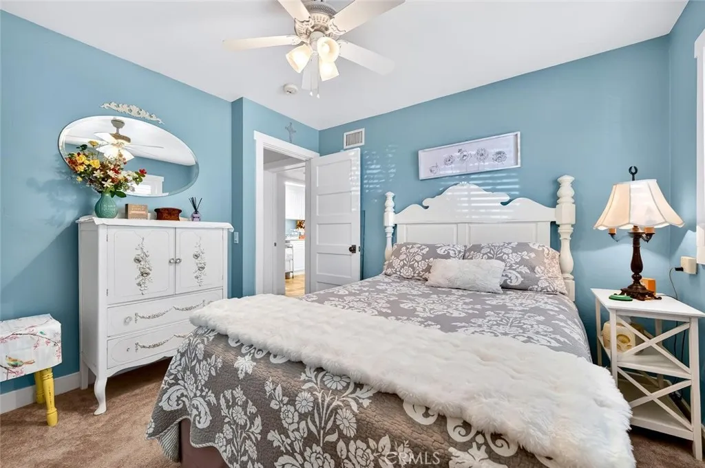 Second bedroom. Second bedroom.