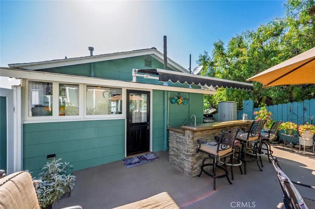 Privatae backyard. Privatae backyard.