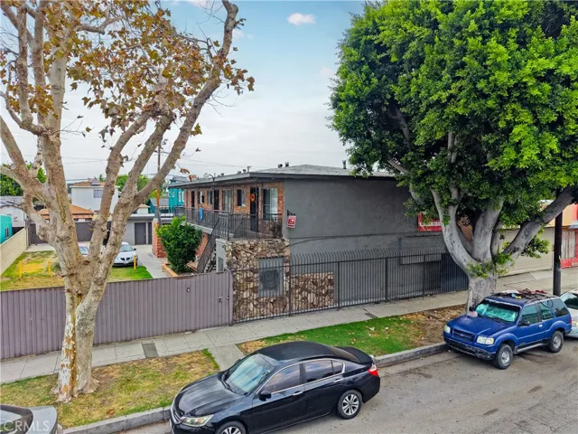 4623 E Compton, Compton, California 90221 — photo 5