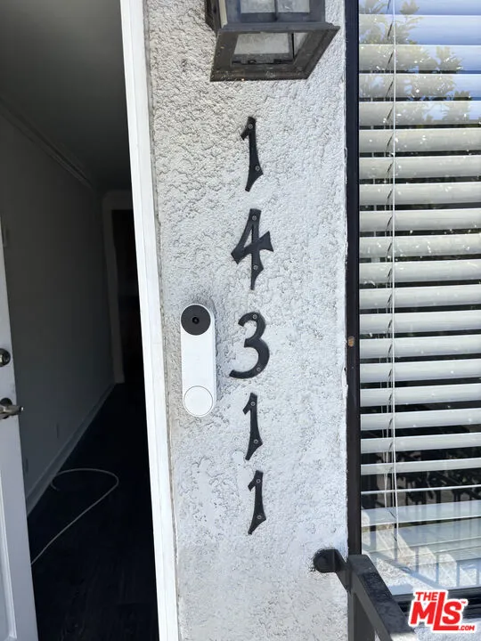 14311 Magnolia Blvd 14311 Magnolia Blvd