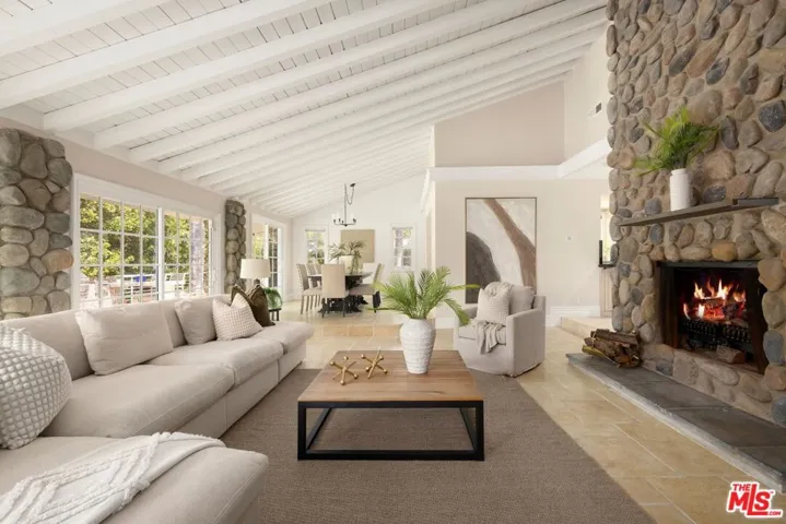 4615 White Oak Place, Los Angeles, California 91316 — photo 4