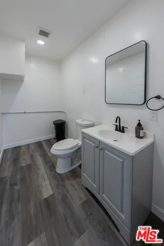 13831 Saticoy, Panorama City, California 91402 — photo 4