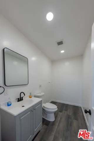 13831 Saticoy, Panorama City, California 91402 — photo 5