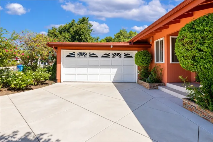 7044 Mammoth Avenue, Van Nuys, California 91405 — photo 5