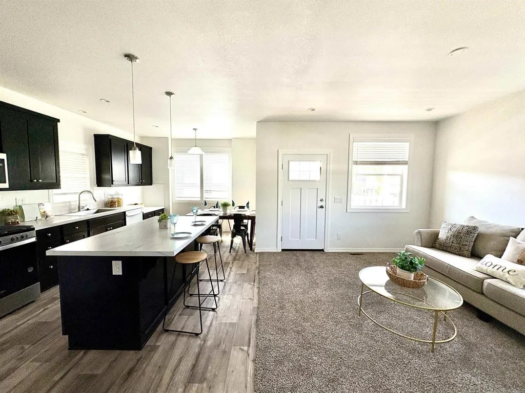 Open floorplan Open floorplan