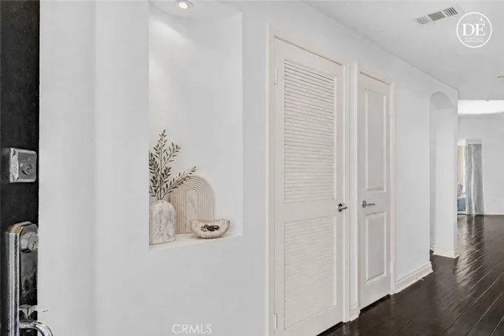 4424 Whitsett Avenue 110, Studio City, California 91604 — photo 4