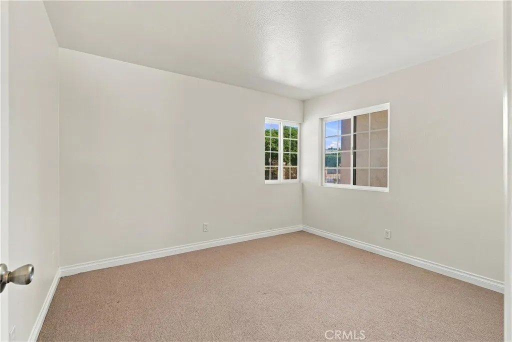Downstairs Bedroom 1/Office Downstairs Bedroom 1/Office