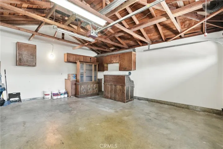 2 car garage