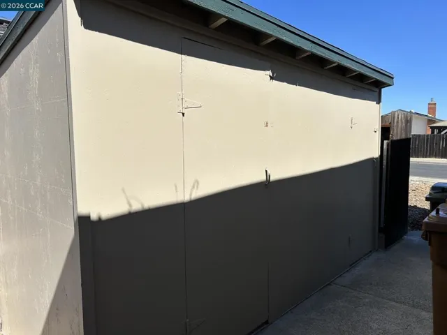 Storage shed