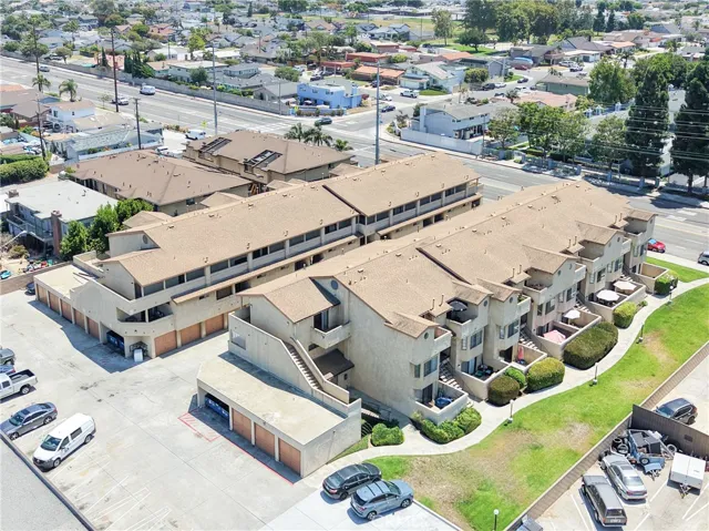 8071 Garfield, Huntington Beach, California 92646 — photo 4