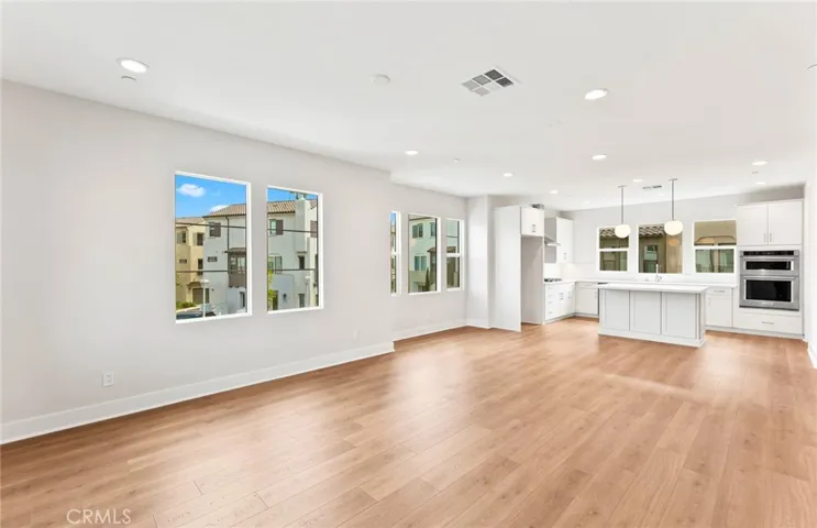 100 Pickwick Lane, Burbank, California 91506 — photo 5