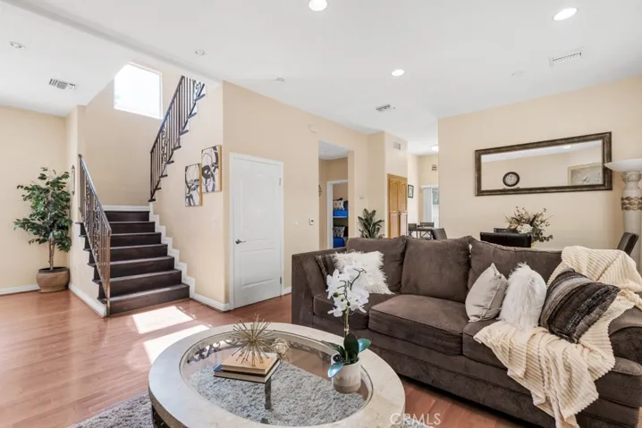 12642 Ralstonn Avenue 1, Sylmar, California 91342 — photo 4