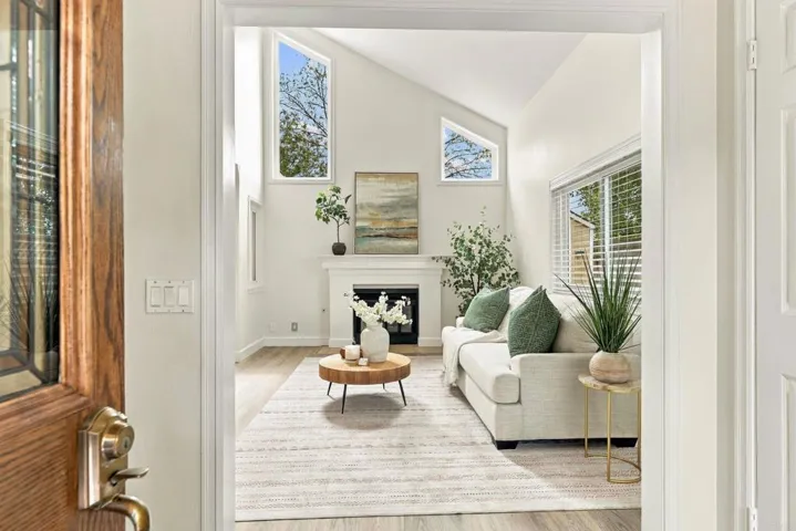 809 Sol Vista, Escondido, California 92025 — photo 5
