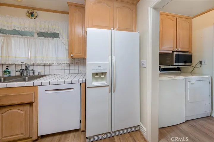 Kitchen to Laundry